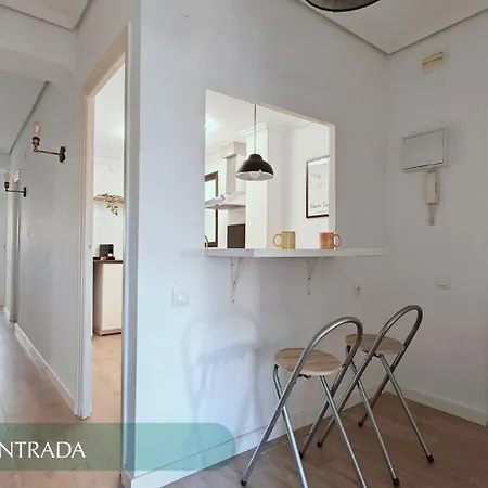 Guest Ready - Beachside Flat In *