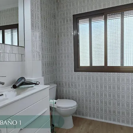 Guest Ready - Beachside Flat In Apartment
